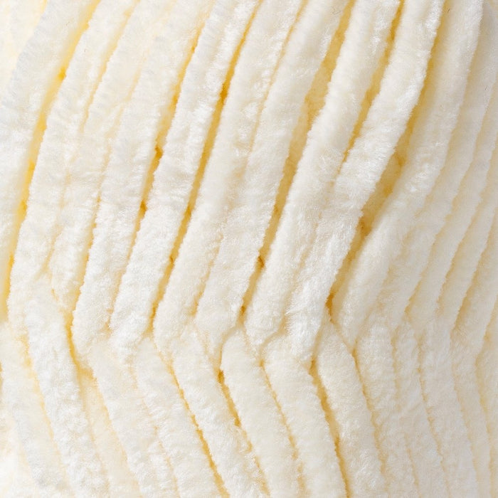 Kürkçü Han Kadife 100GR 95MT Örgü İpi Krem